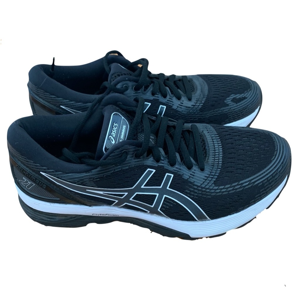 ASICS Gel-Nimbus 21 *GREAT Condition*